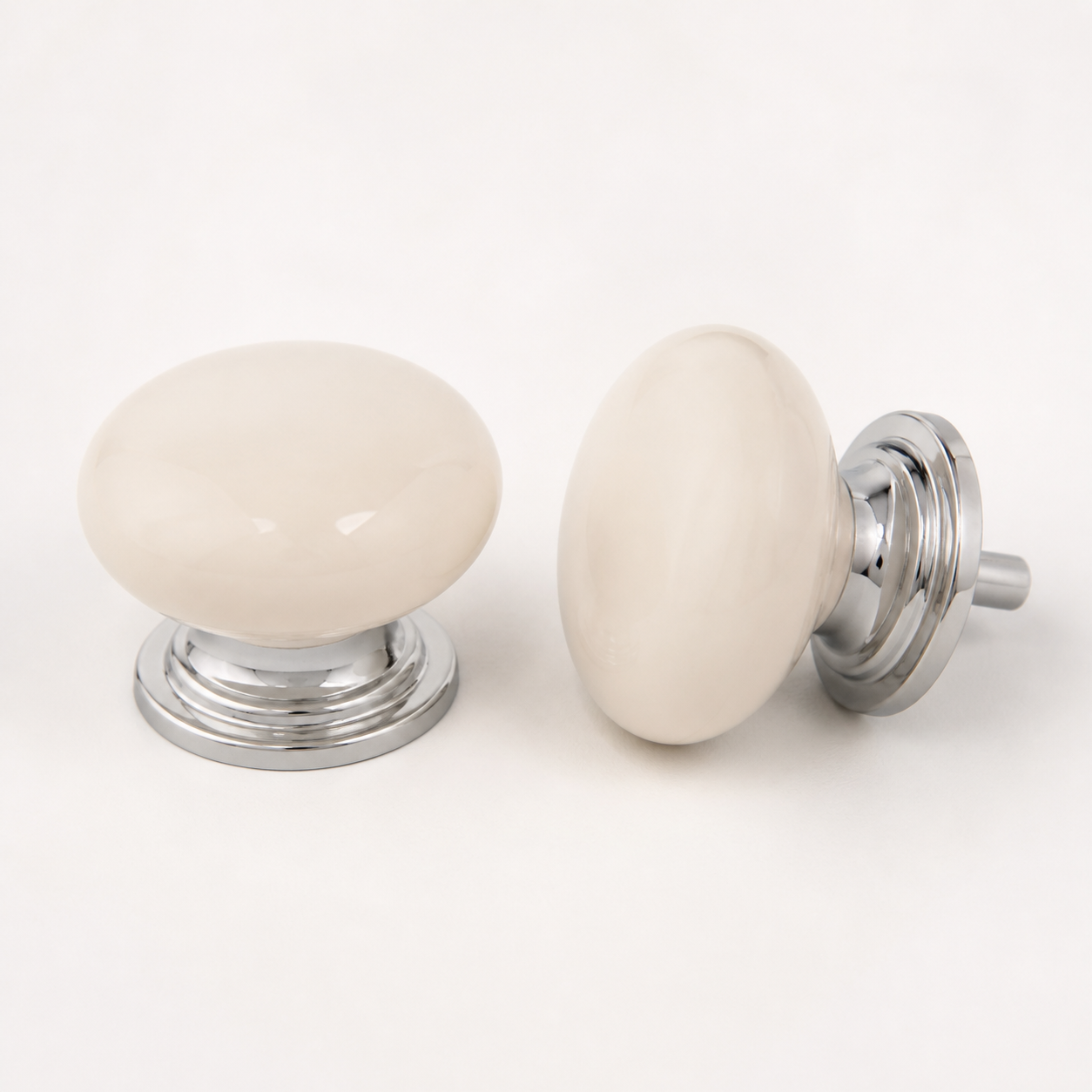 Lite Knob, off-white/chrome plated, 7/8 "